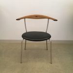 ハンス・ヴィーイナ[ウェグナー]　デザイン椅子３