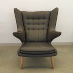 ハンス・ヴィーイナ[ウェグナー]　デザイン椅子４